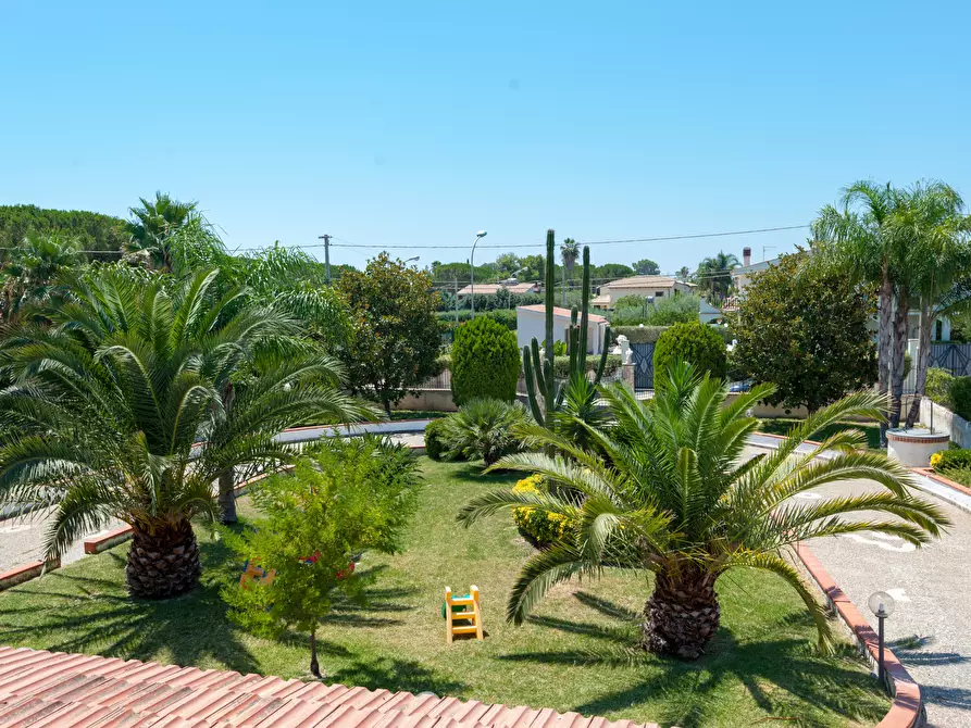 Immagine 4 di Villa in affitto  in Via Isole delle Filippine 20 a Siracusa
