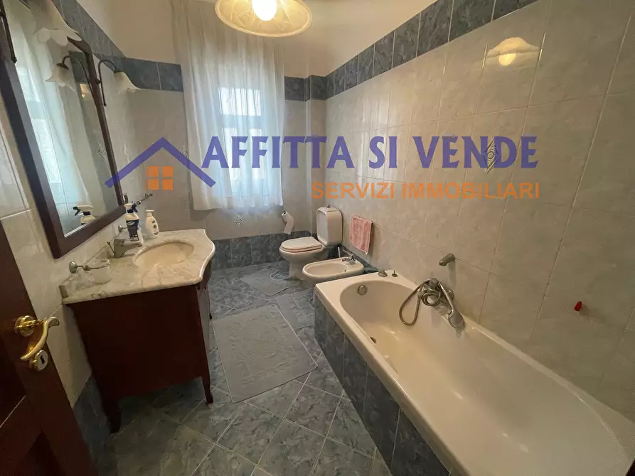 Immagine 15 di Pentalocale in affitto  in Via Sebastiano Olivieri 31 a Siracusa