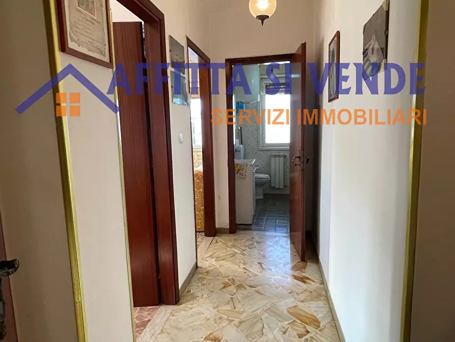 Immagine 11 di Pentalocale in vendita  in Via Paternò 81 a Siracusa