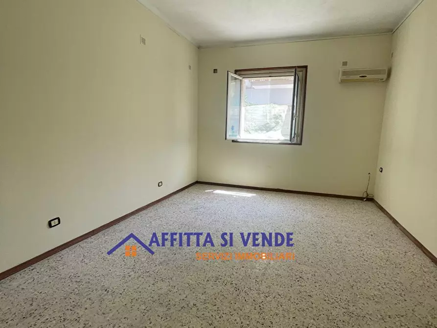 Immagine 16 di Villetta a schiera in vendita  in Via Ungheria 25 a Siracusa