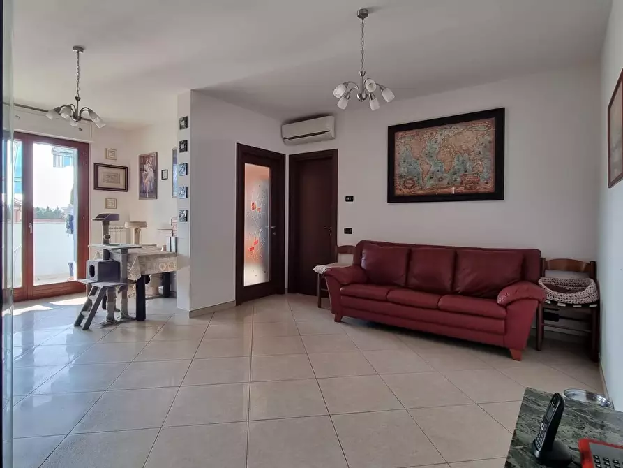 Immagine 6 di Quadrilocale in vendita  a Pescara