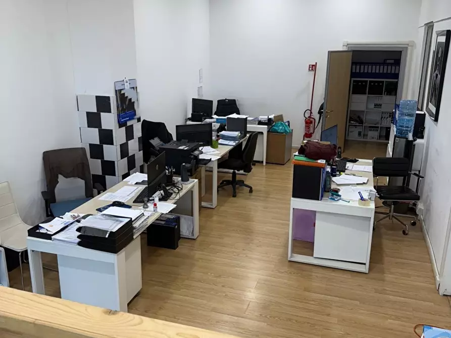 Immagine 12 di Attività artigianale in vendita  a Capena