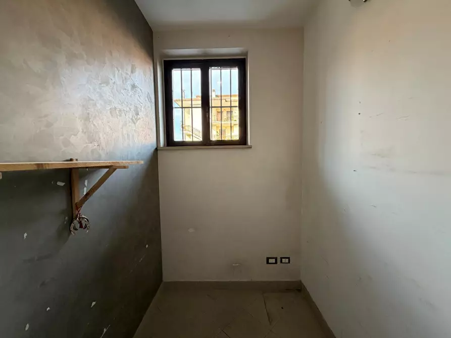 Immagine 13 di Locale commerciale in vendita  a Fiano Romano