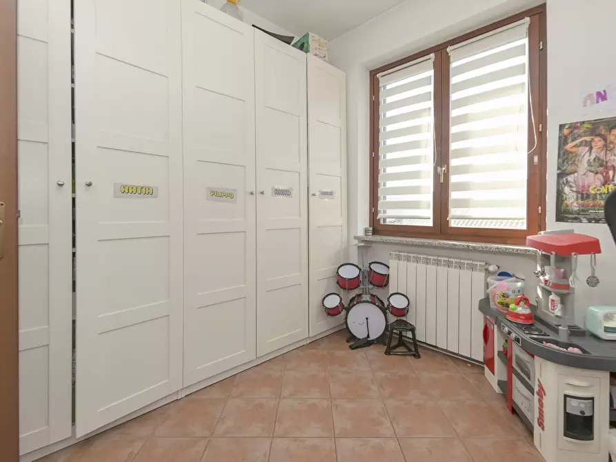 Immagine 38 di Quadrilocale in vendita  in Via Guido Gozzano 48 a Strambino