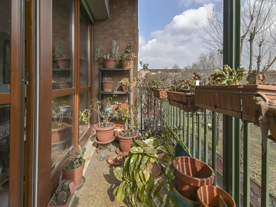 Immagine 44 di Pentalocale in vendita  in Via Trana a Torino