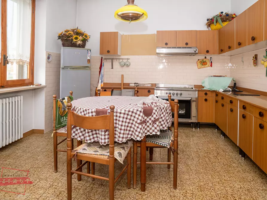 Immagine 31 di Villa in vendita  in via rossini 5 a San Damiano D'asti