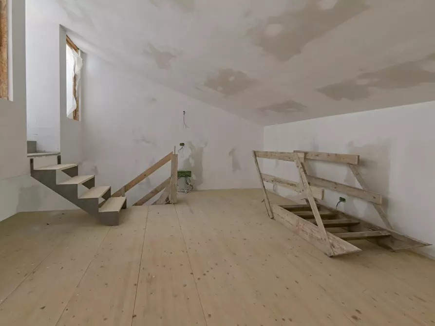 Immagine 29 di Loft/Open space in vendita  in Via Ugo Foscolo 6 a Torino