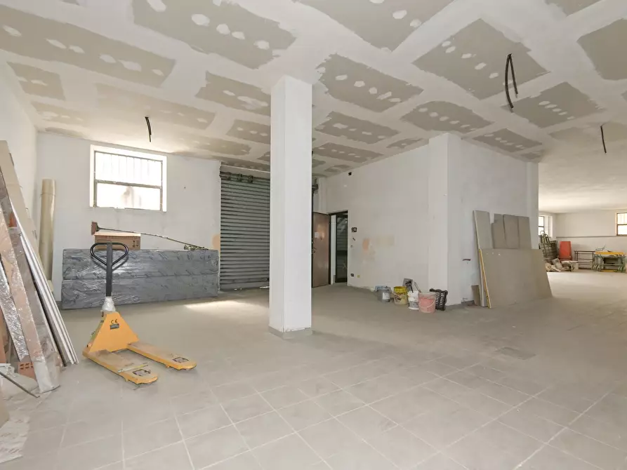 Immagine 18 di Attività artigianale in vendita  in via Giuseppe Cavallo 18 a Venaria Reale