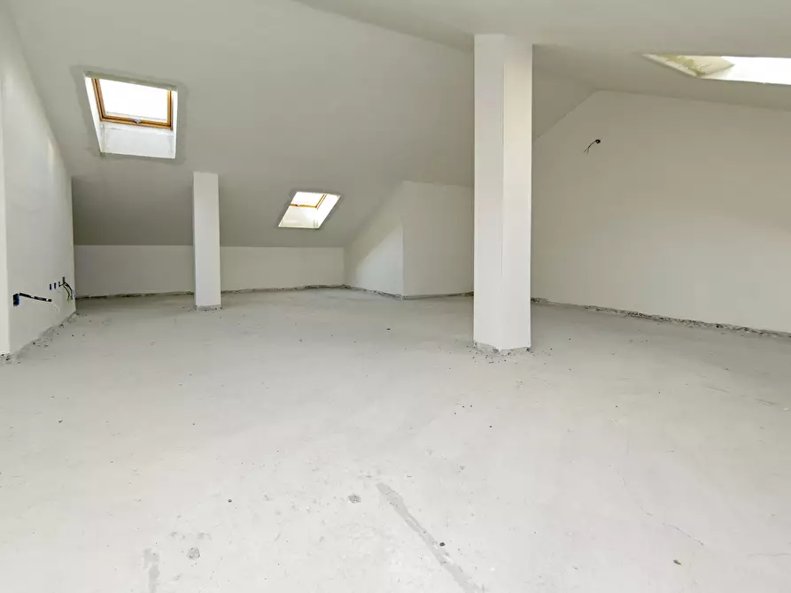 Immagine 54 di Quadrilocale in vendita  in Via Valdambrini 5 a Caluso