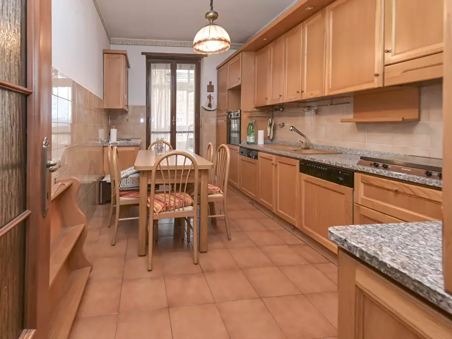 Immagine 31 di Quadrilocale in vendita  in Via Onorato Vigliani 140 a Torino