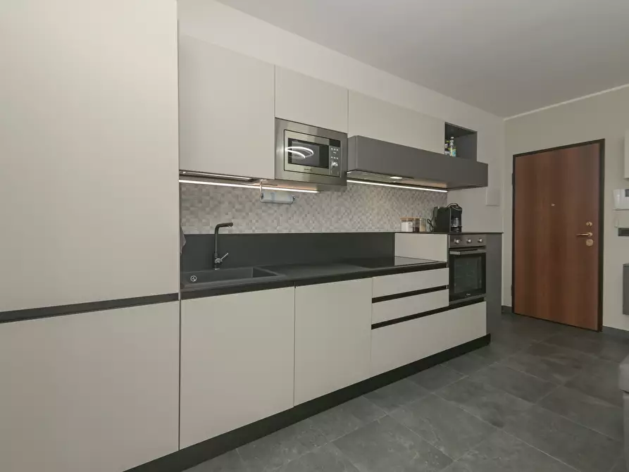 Immagine 15 di Trilocale in affitto  in via rita levi montalicini 58 a Mappano