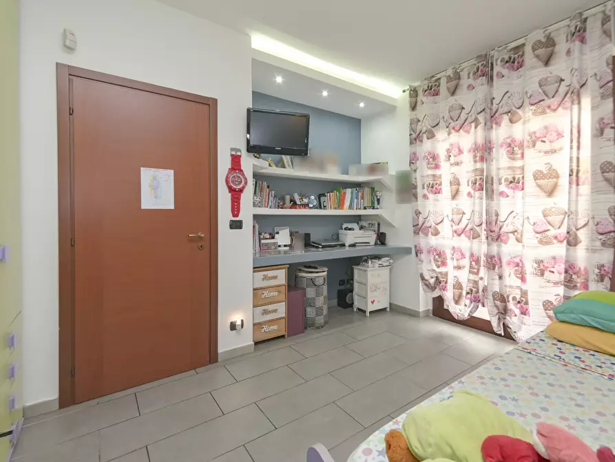 Immagine 31 di Trilocale in vendita  in Via Quarto dei Mille 5 a Torino