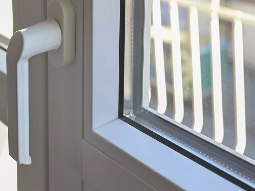 Immagine 44 di Quadrilocale in vendita  in via Livorno 9 a Torino