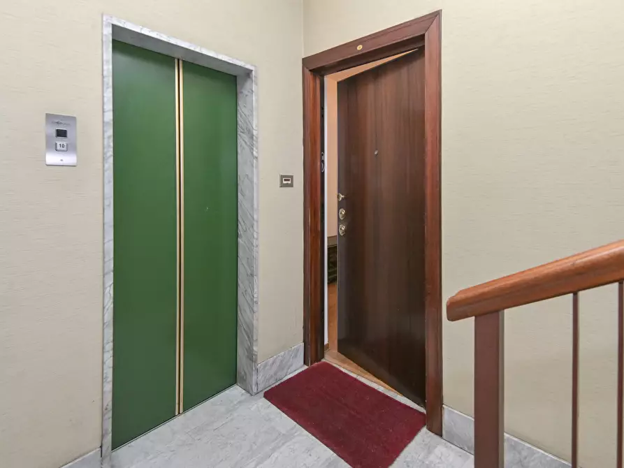 Immagine 2 di Quadrilocale in vendita  in Via Buenos Aires a Torino