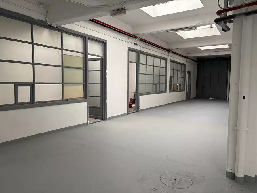 Immagine 8 di Capannone industriale in affitto  in Via Vivaldi 10 a Torino