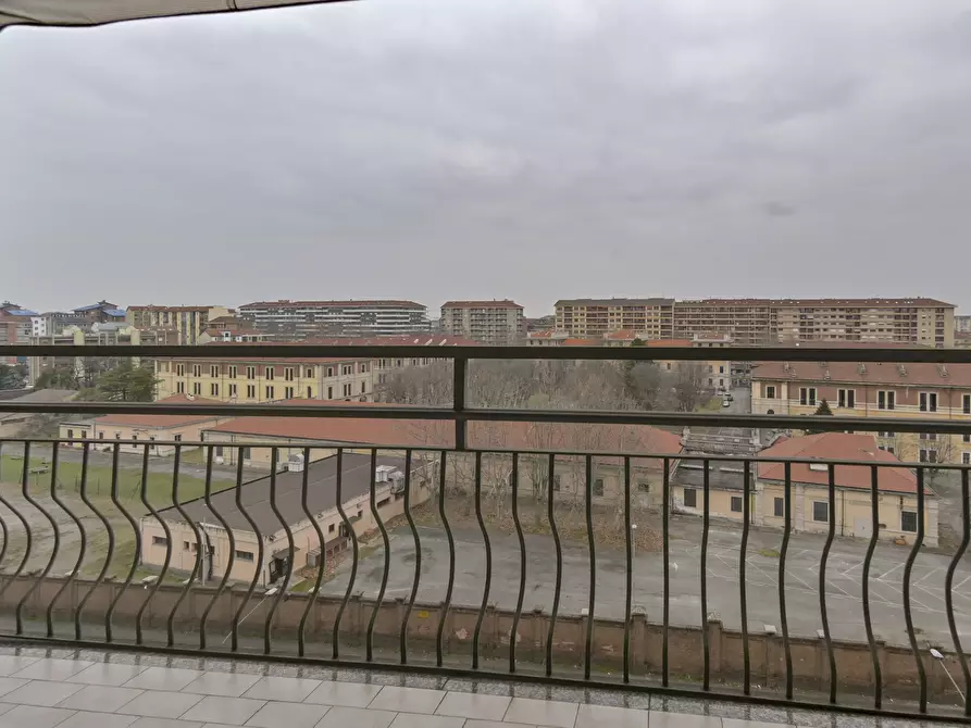 Immagine 28 di Bilocale in vendita  in Via Monginevro 220 a Torino