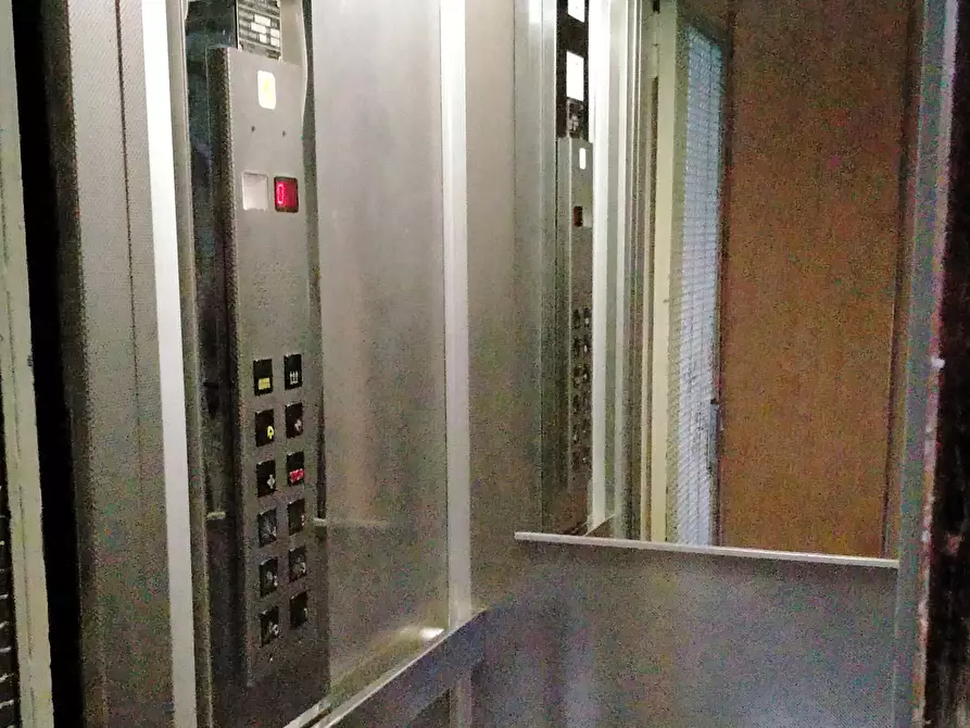 Immagine 7 di Bilocale in vendita  in Via Gianfrancesco Re 65 a Torino