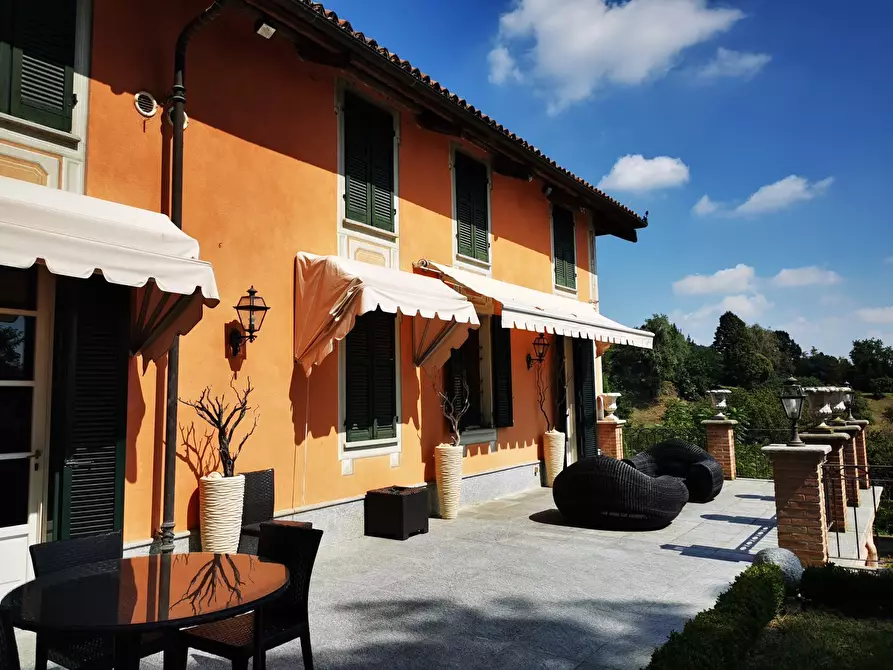 Immagine 3 di Villa in vendita  a Moncalieri
