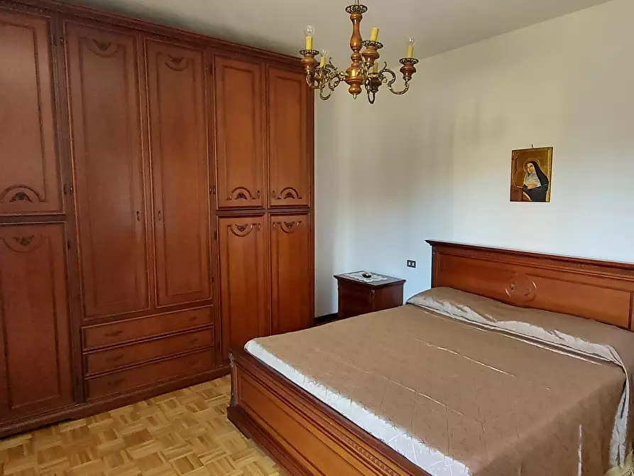 Immagine 22 di Appartamento in vendita  a Massa Martana