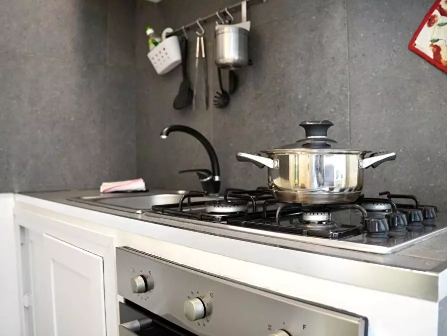 Immagine 8 di Bilocale in vendita  in Via Procaccia 153 a Monopoli