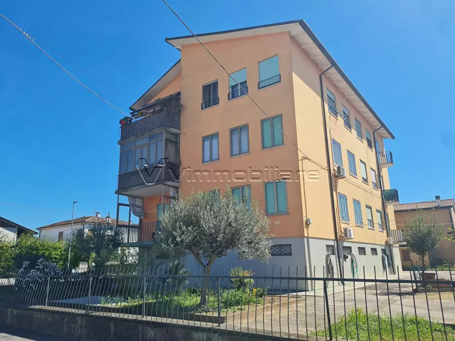 Immagine 2 di Quadrilocale in vendita  in viale Ungheria 32/6 a Noventa Vicentina