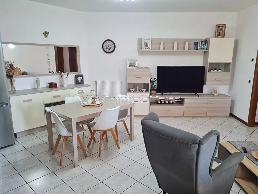 Immagine 8 di Trilocale in vendita  in Via primo maggio 9/11 a Noventa Vicentina