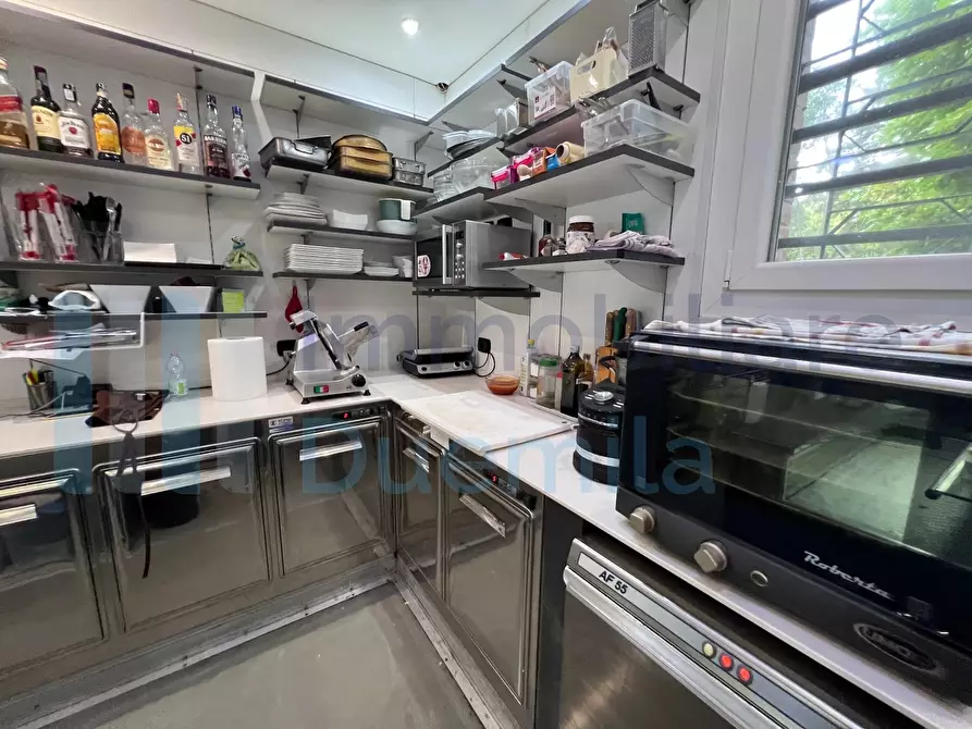 Immagine 13 di Bar / Ristorante in vendita  a Bologna