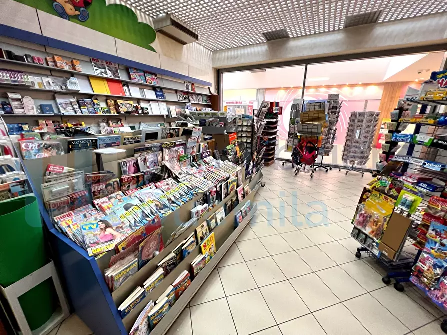 Immagine 8 di Tabaccheria in vendita  a Faenza