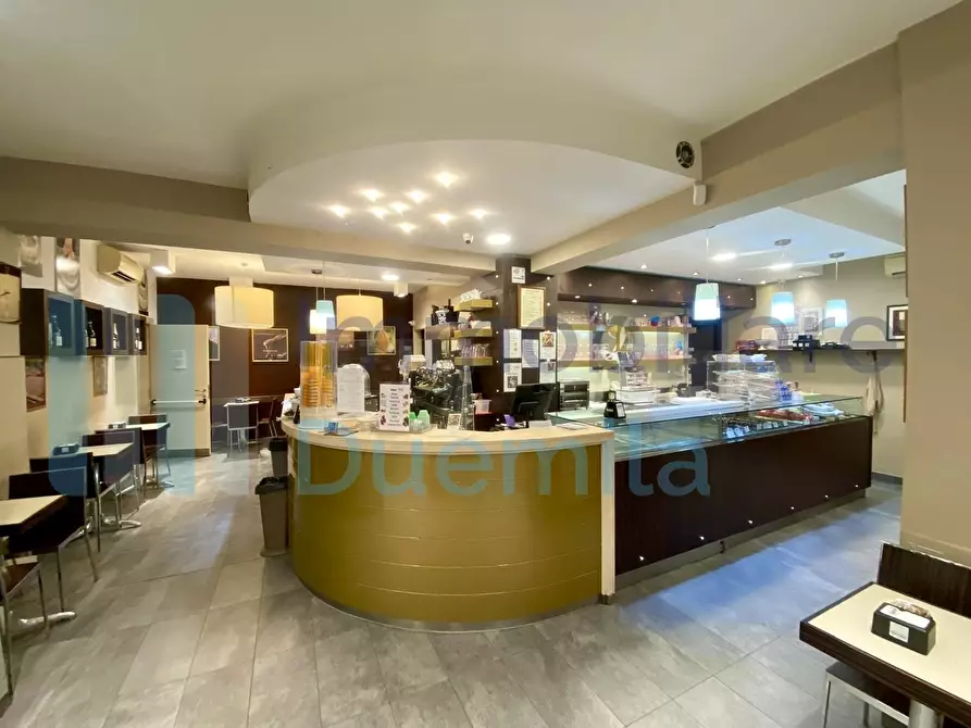 Immagine 1 di Bar / Ristorante in vendita  a Bologna