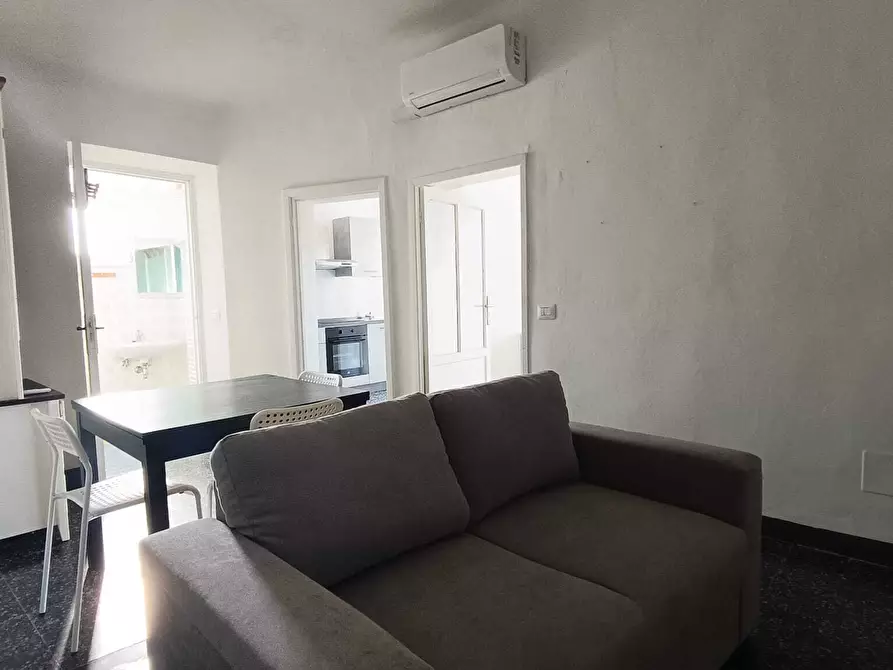 Immagine 12 di Bilocale in affitto  in Via Marmorassi a Savona