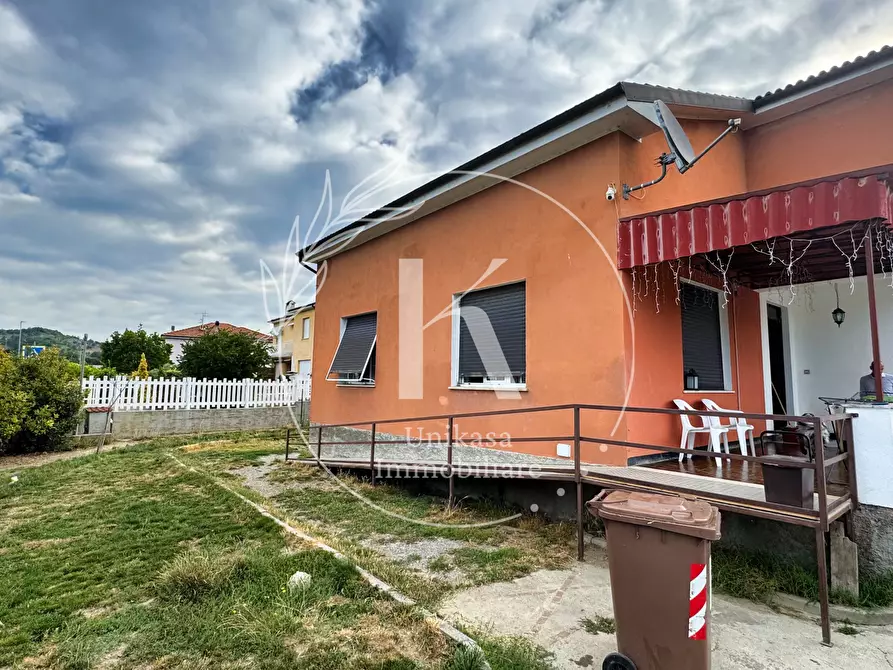 Immagine 12 di Casa indipendente in vendita  in Via Cortemilia 36 a Cairo Montenotte