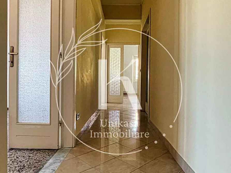 Immagine 39 di Pentalocale in vendita  in Piazza Sisto IV 1 a Savona