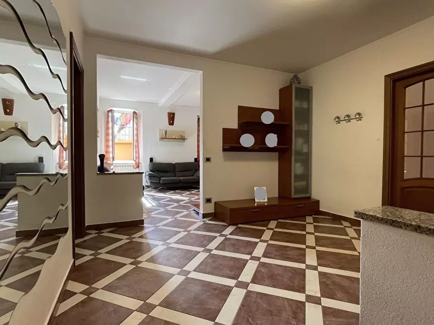 Immagine 1 di Quadrilocale in vendita  in Via Nicolò Cesare Garroni a Savona