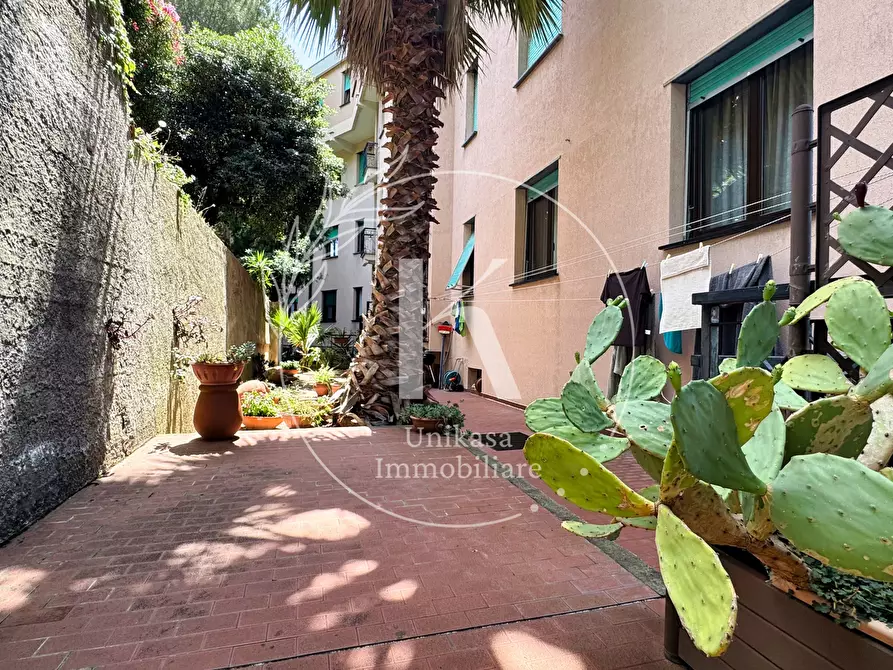 Immagine 31 di Pentalocale in vendita  in Via Rusca 37 a Savona