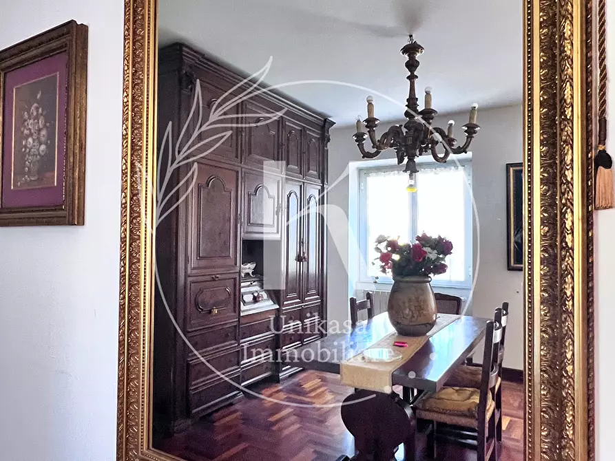 Immagine 3 di Quadrilocale in vendita  in Via IV Novembre 10 a Savona