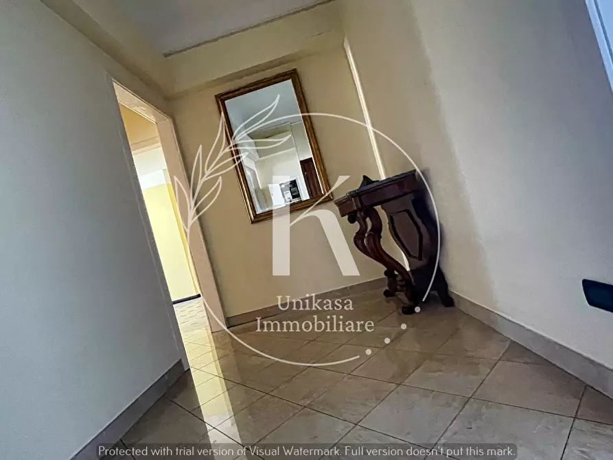 Immagine 11 di Pentalocale in vendita  in Piazza Sisto IV 1 a Savona