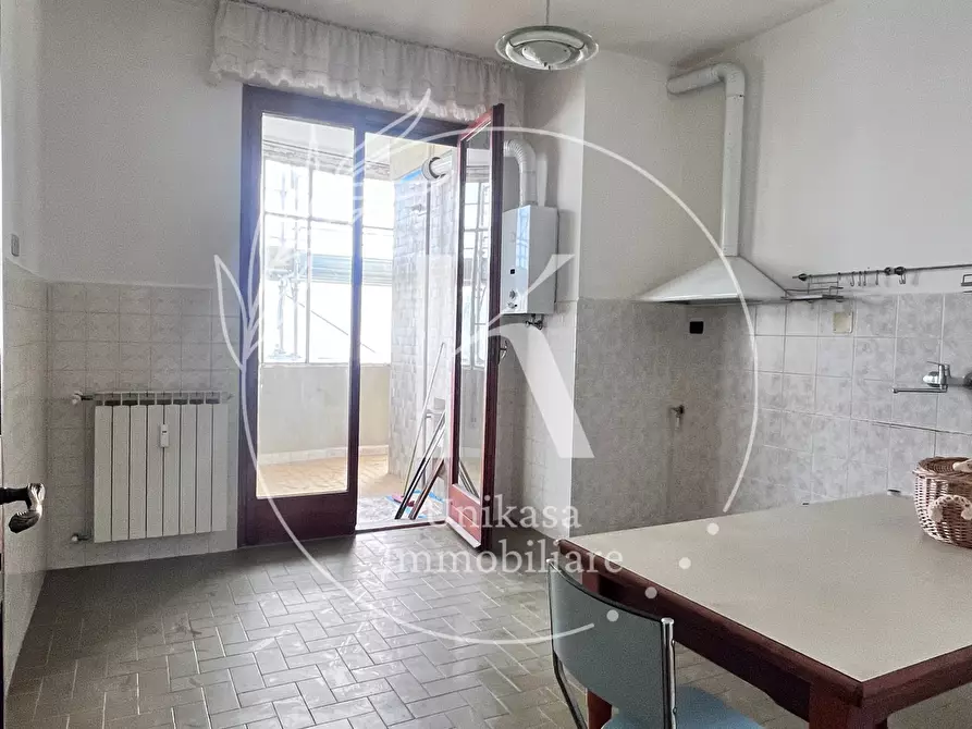 Immagine 9 di Quadrilocale in vendita  in Via Genova 6F a Savona