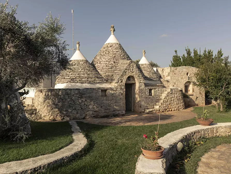 Immagine 3 di Villa in vendita  in Strada Provinciale 46 a San Vito Dei Normanni