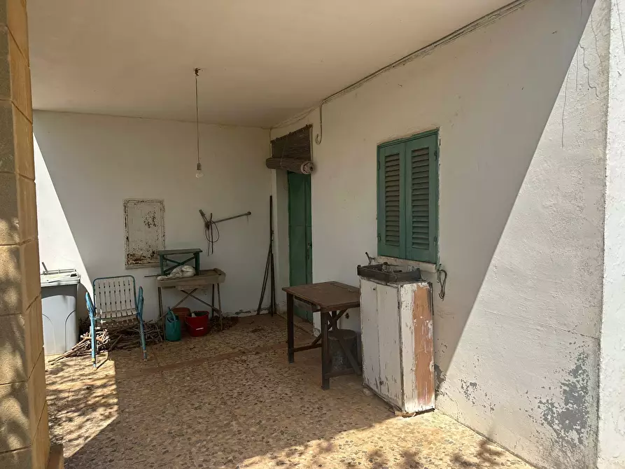 Immagine 13 di Villa in vendita  in SP28 a Ostuni