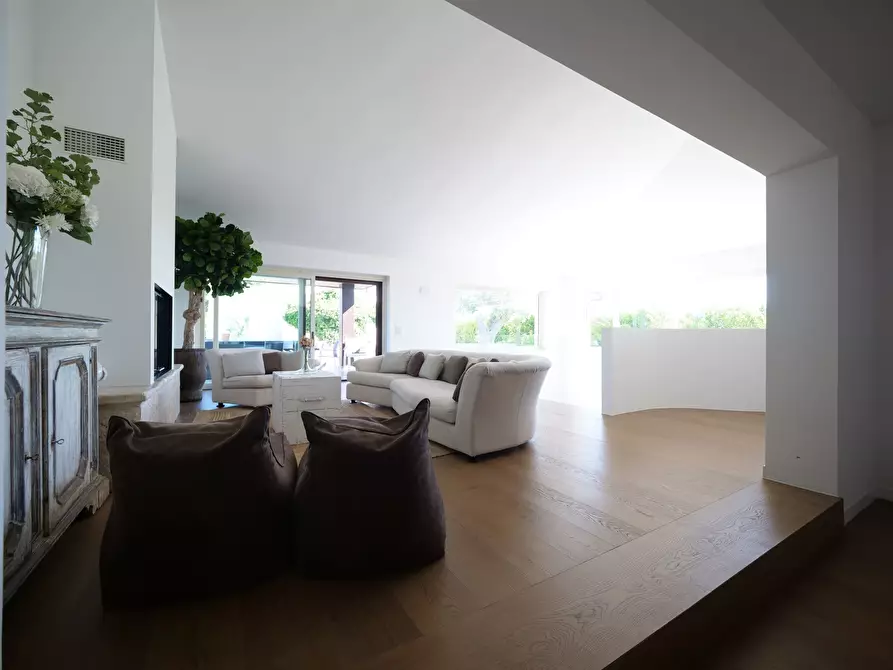 Immagine 27 di Villa in vendita  in SP29 31 a Ostuni