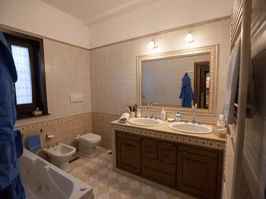 Immagine 7 di Villa in vendita  in CONTRADA FIORENTINO a Ostuni