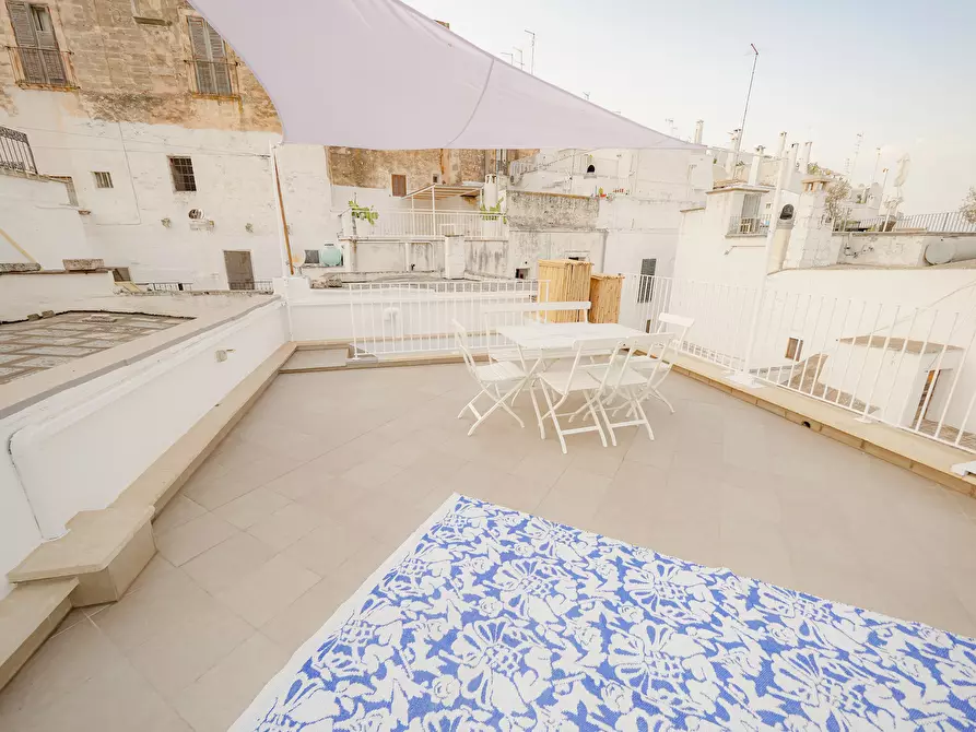 Immagine 4 di Palazzo in vendita  in Via Cattedrale a Ostuni