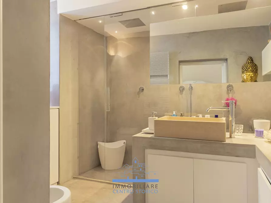 Immagine 25 di Appartamento in vendita  in VIA BIXIO CONTINELLI a Ostuni