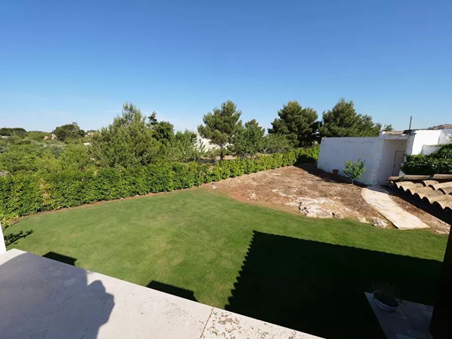 Immagine 37 di Villa in vendita  in SP29 31 a Ostuni