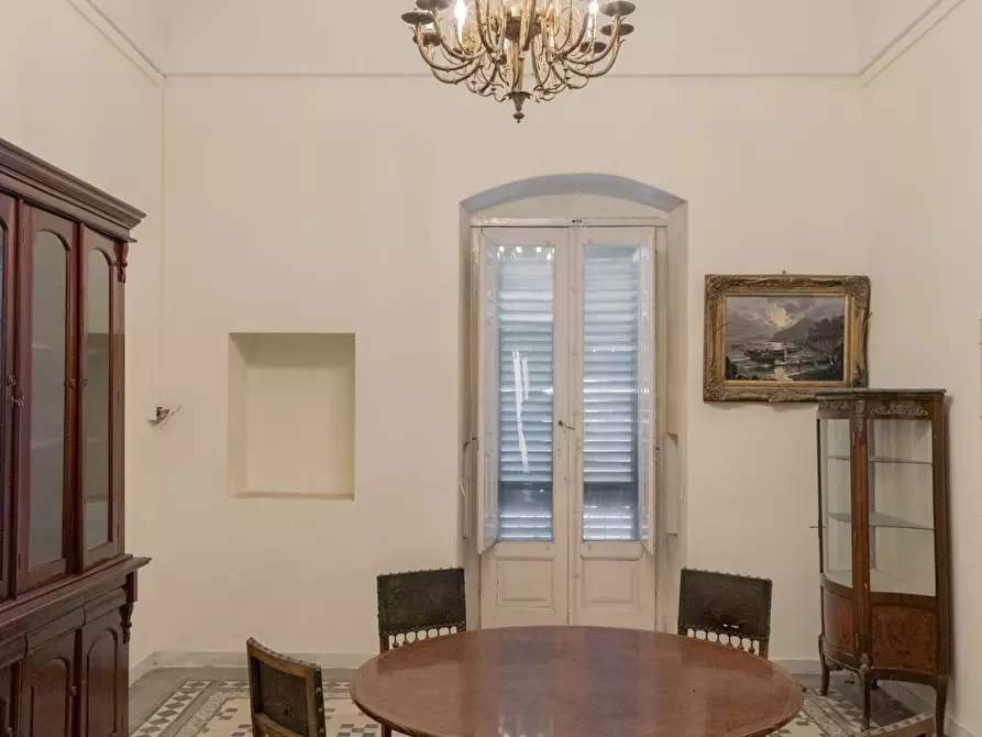 Immagine 27 di Palazzo in vendita  in Via Martiri di Kindu a Ostuni