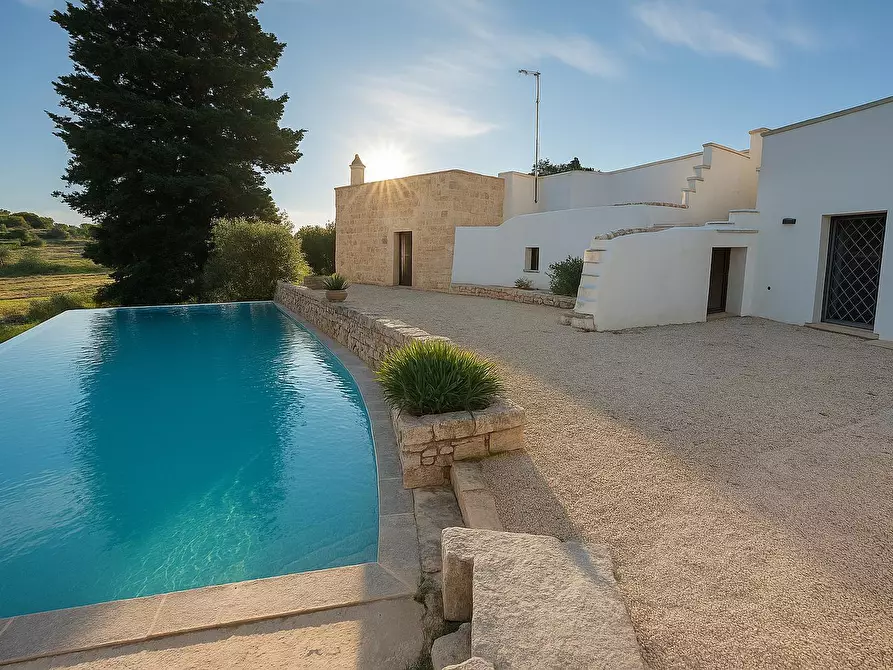Immagine 47 di Villa in vendita  in contrada molillo a Ostuni