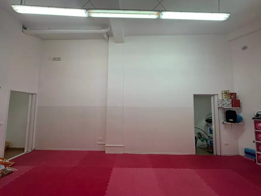 Immagine 23 di Bilocale in vendita  in Corso Giuseppe Mazzini a Ostuni