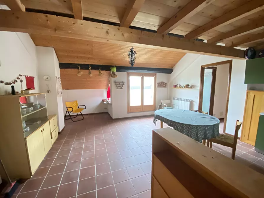 Immagine 6 di Attico in vendita  in SP49 41 a Urbe