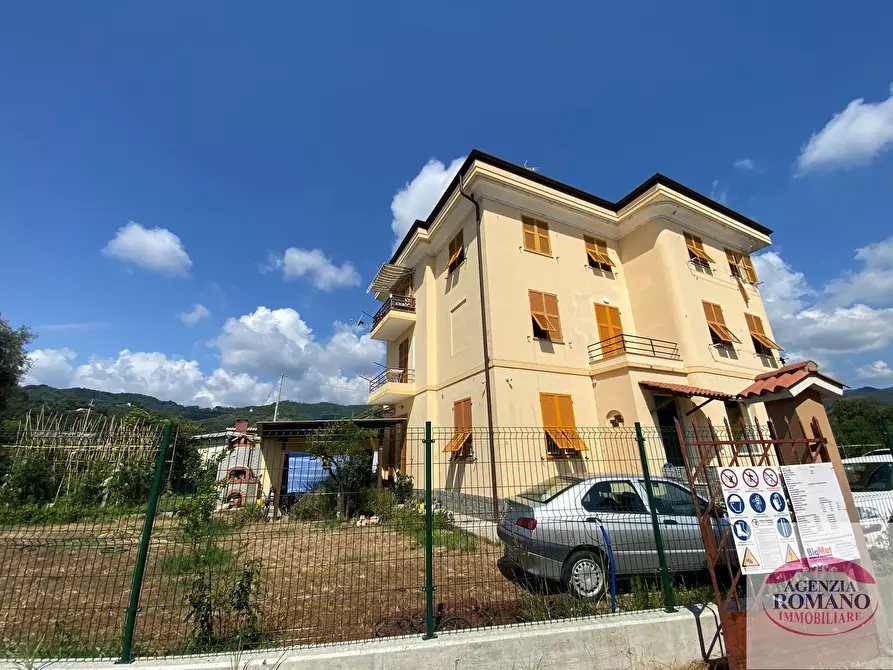 Immagine 4 di Appartamento in vendita  in Via Fodrato 16 a Albisola Superiore