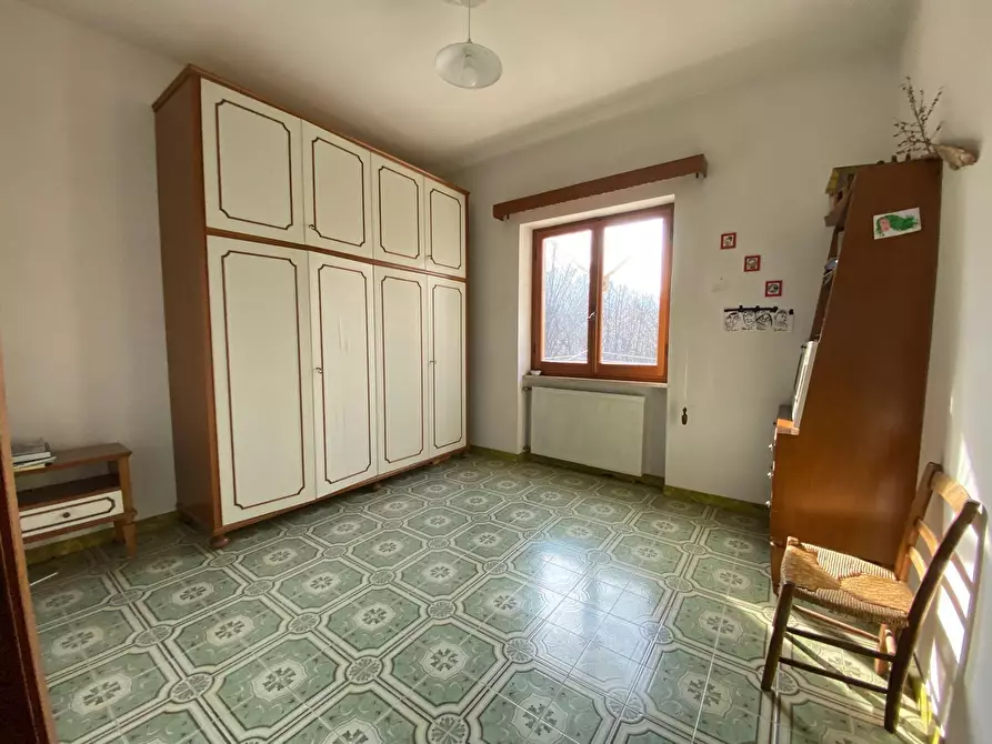 Immagine 29 di Casa indipendente in vendita  a Urbe